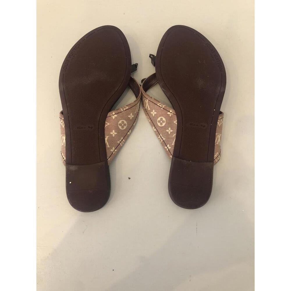 Louis Vuitton Vintage Monogram Leather Flip flops - Picture 2 of 3